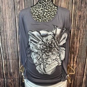 Women’s Dress shirt- large